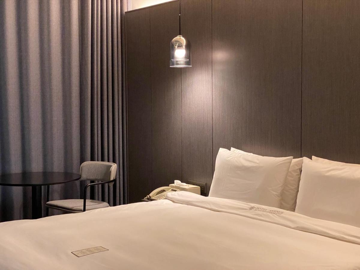 Hotel Avenue Чханвон Экстерьер фото